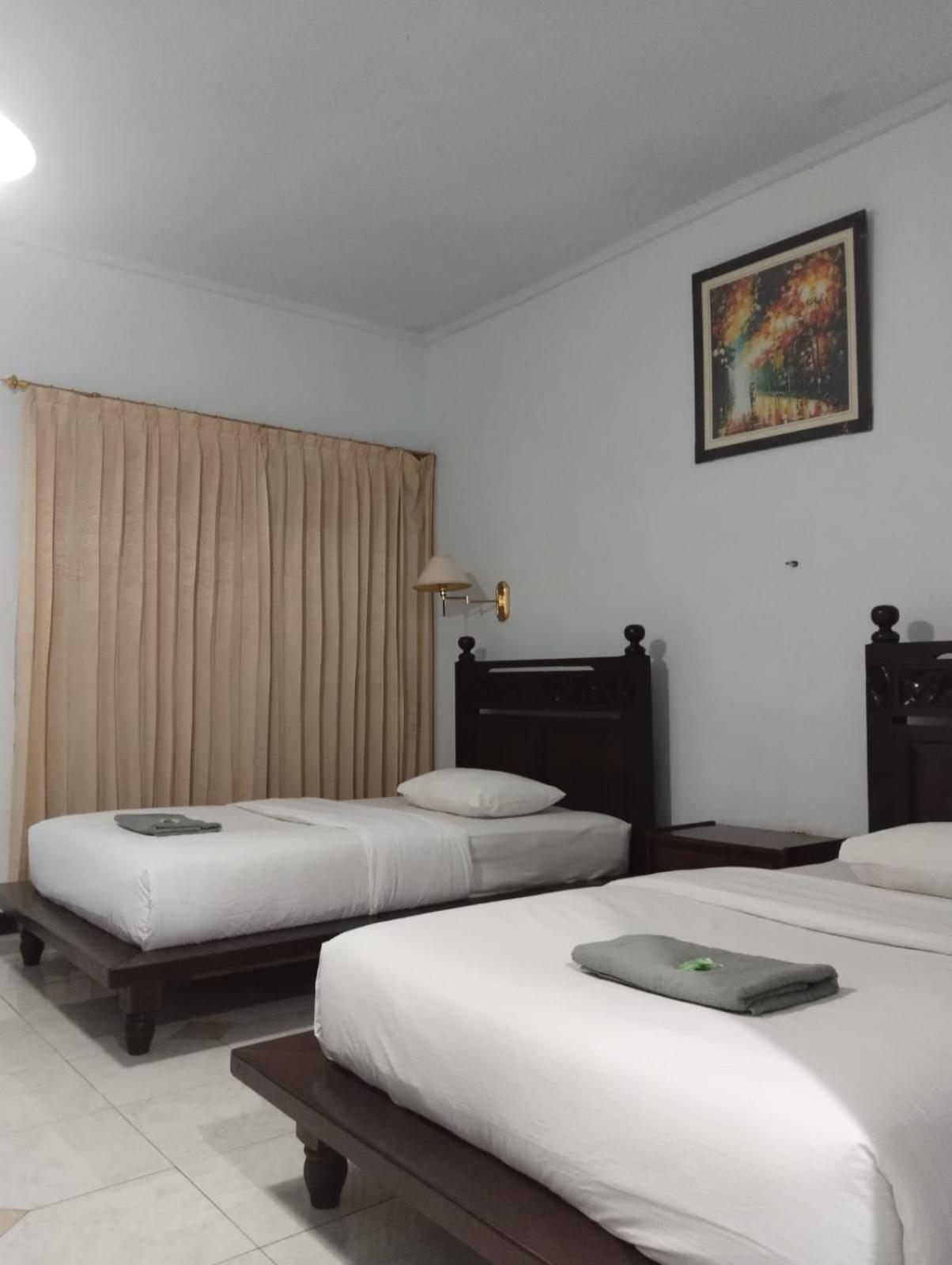 Hotel Lestari Gilimanuk Εξωτερικό φωτογραφία
